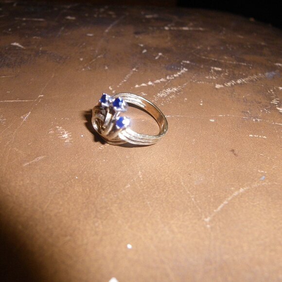 Women's Vintage Antique 14K Gold 585 Cocktail Ring w/ 3 Blue Sapphire Gemstone - Picture 3 of 4